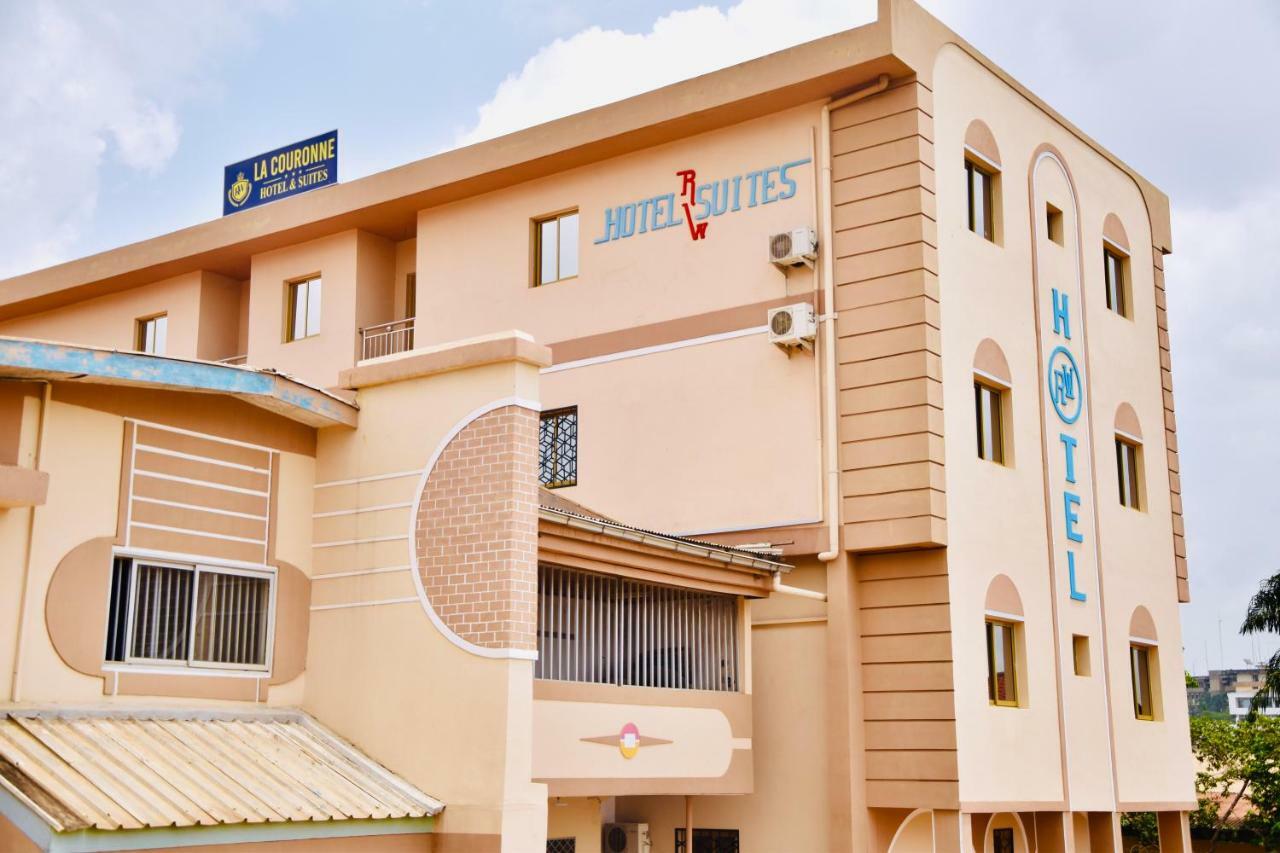 Yaoundé Hotel La Couronne Rw מראה חיצוני תמונה