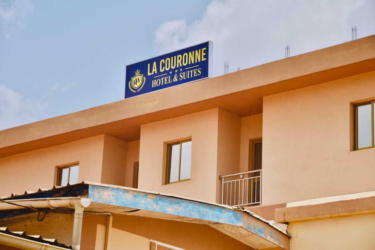 Yaoundé Hotel La Couronne Rw מראה חיצוני תמונה